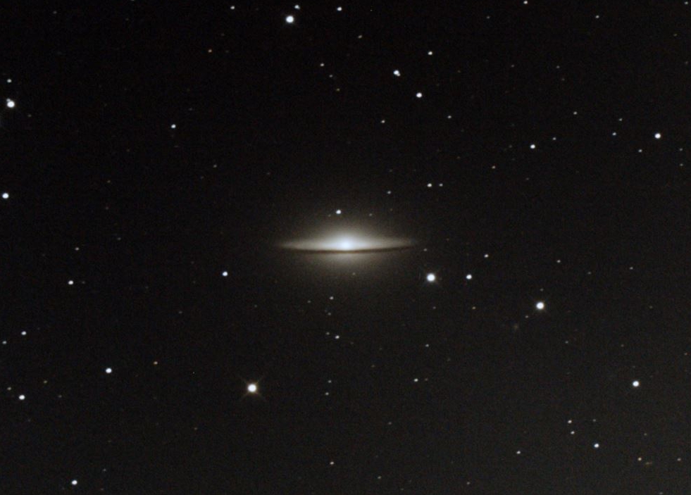 おとめ座ソンブレロ銀河M104