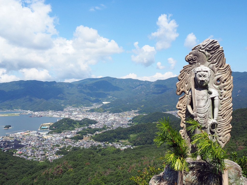 碁石山