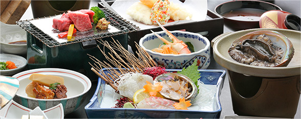 新鮮な海の幸など旬を活かした豊富な料理メニュー